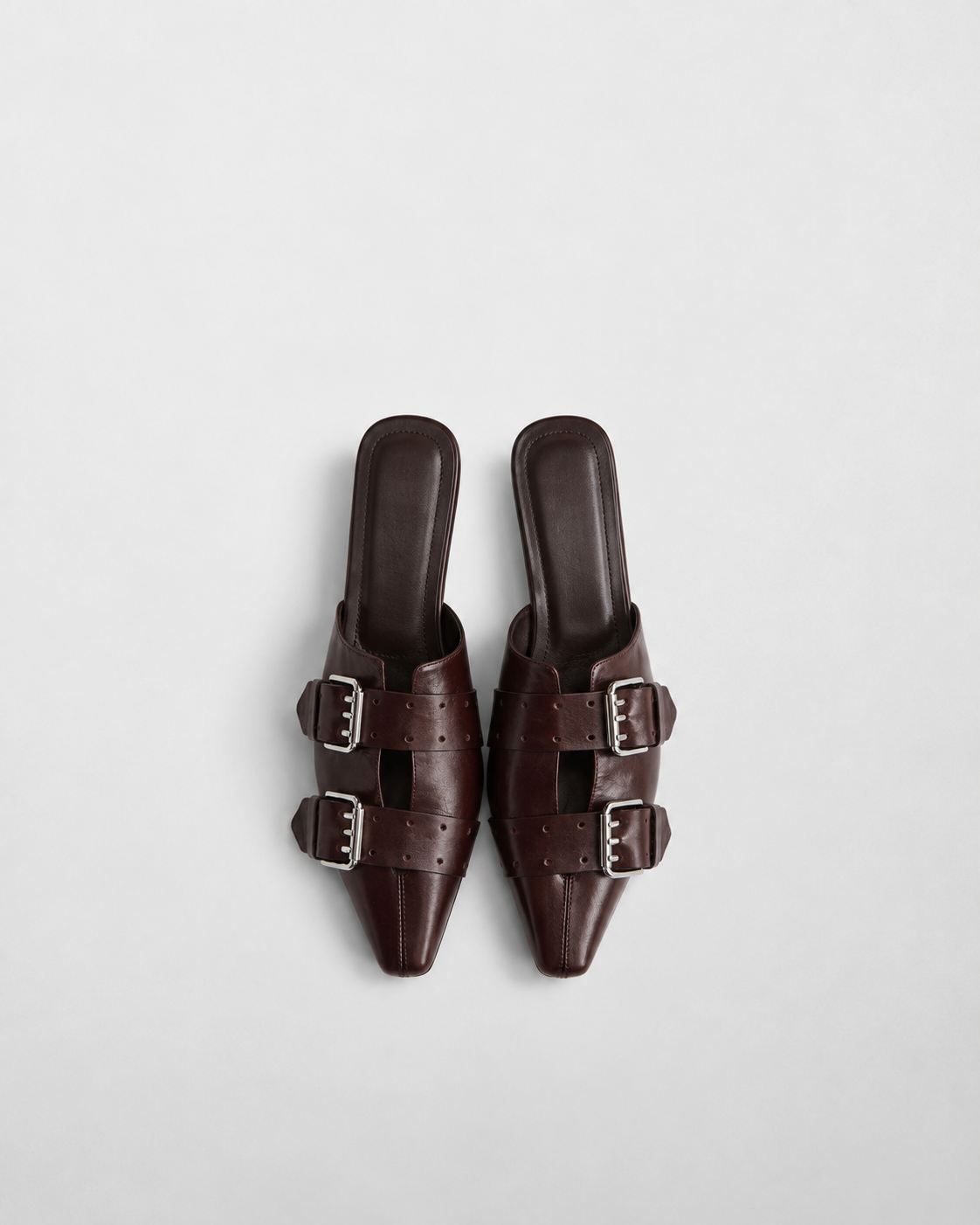 BUCKLE MULE